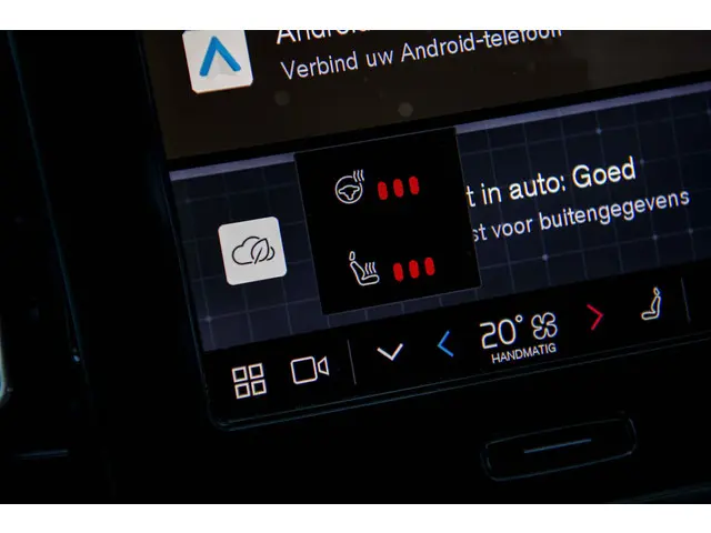 Volvo XC40 2.0 B4 Plus Dark 2025 Benzine 29