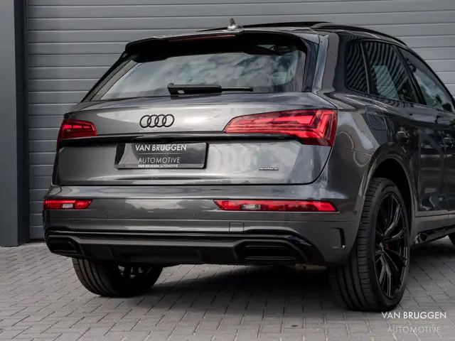Audi Q5 50 TFSI e S-Line 2021 Hybride Benzine 40
