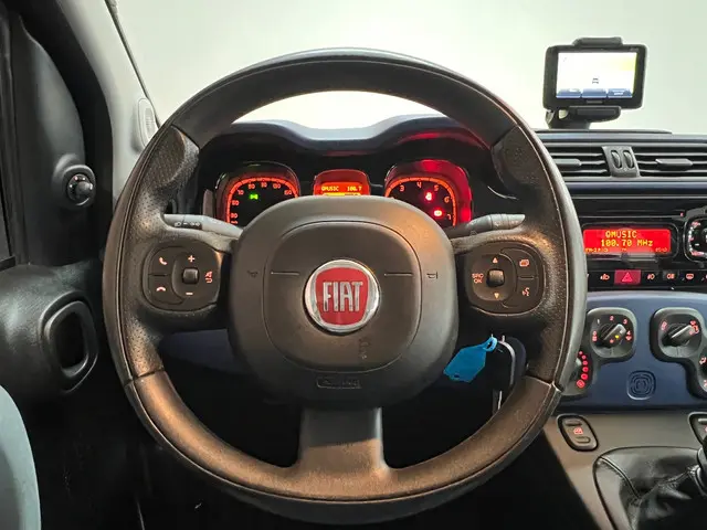 Fiat Panda 0.9 TwinAir Lounge 2013 Benzine 23