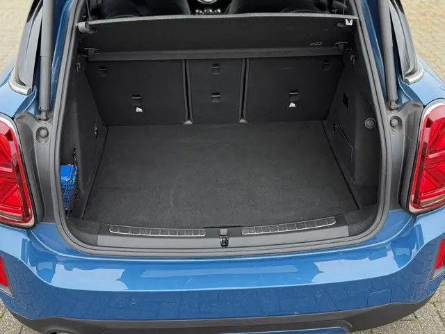 MINI Countryman Cooper S E ALL4 2023 Hybride Benzine 39