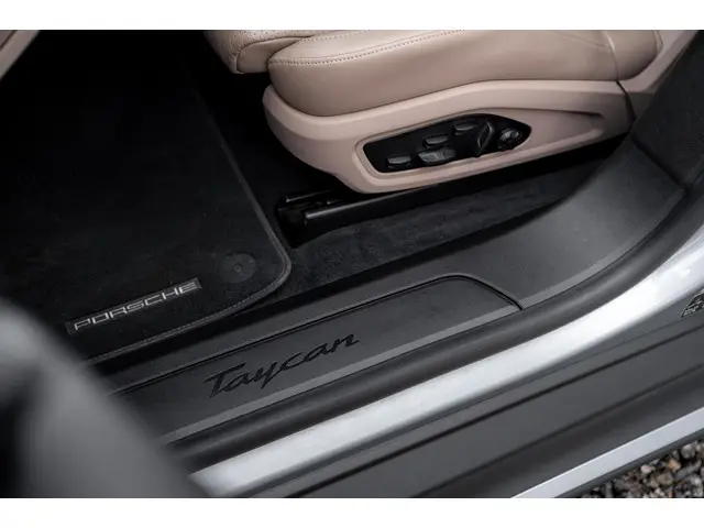 Porsche Taycan Performance 2021 Elektrisch 7