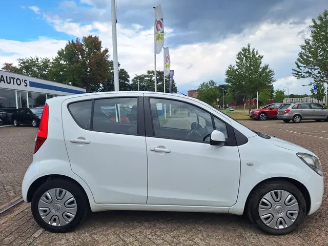 Opel Agila 1.0 Berlin 2014 Benzine 7