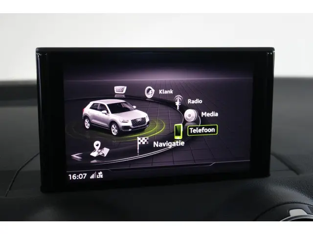 Audi Q2 35 TFSI CoD Sport 2019 Benzine 19