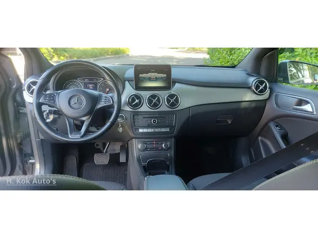 Mercedes-Benz B-Klasse 180 Ambition 2015 Benzine 20