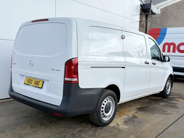 Mercedes-Benz Vito 3