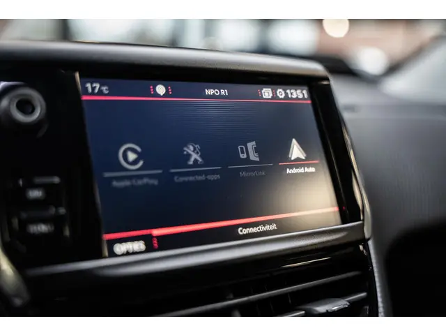 Peugeot 2008 1.2 PureTech GT-line 2018 Benzine 22