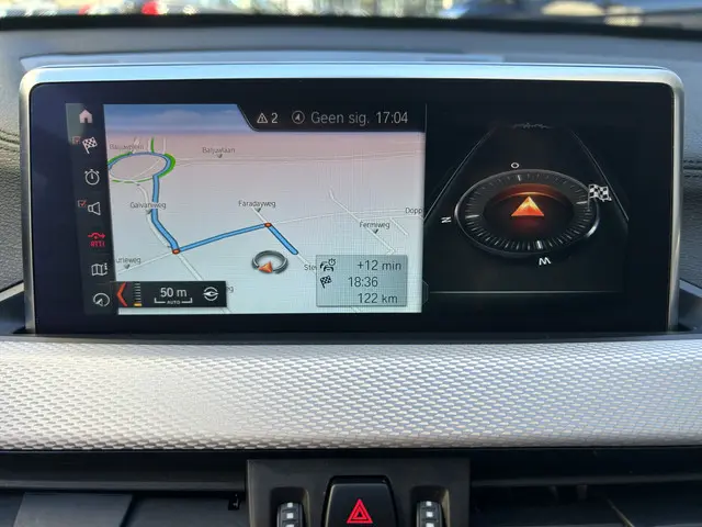 BMW X1 sDrive18i High Executive Edition 2020 Benzine 11