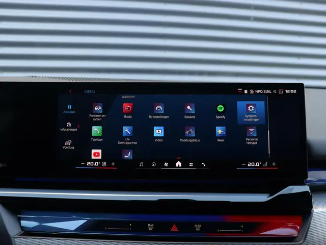 BMW M5 Sedan 2025 Hybride Benzine 29