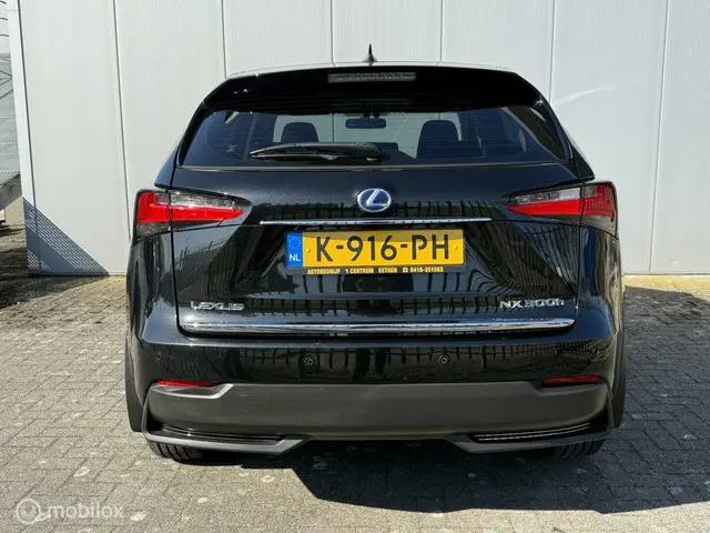 Lexus NX 300h|Leer|Camera|Rijklaar 2017 Hybride Benzine 3