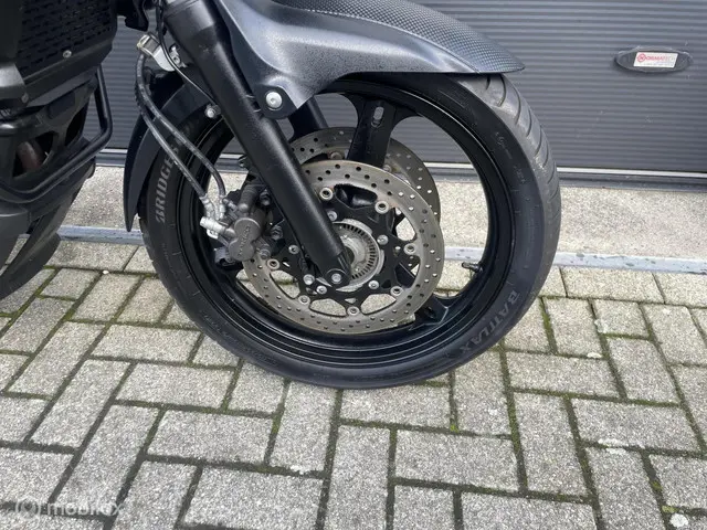 Suzuki V-Strom DL 650 Touring ABS 2014 Benzine 6