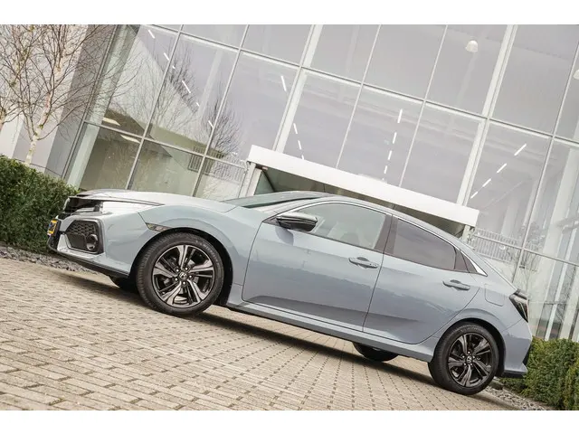 Honda Civic 1.0i VTEC EXECUTIVE 2020 Benzine 13