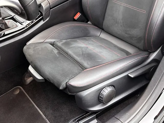 Mercedes-Benz A-Klasse 160 Advantage 2020 Benzine 34