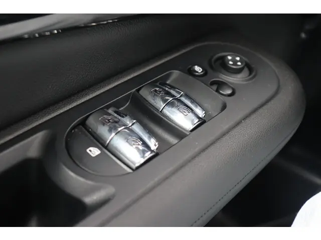 MINI Clubman Mini 1.5 Cooper Chili 2020 Benzine 27