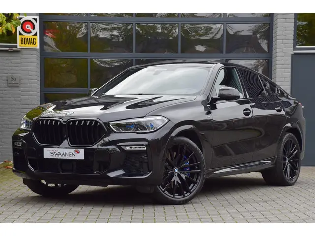 BMW X6 M50i High Executive 2021 Benzine