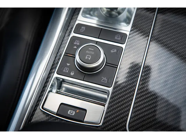 Land Rover Range Rover Sport 5.0 V8 SC SVR 2019 Benzine 17