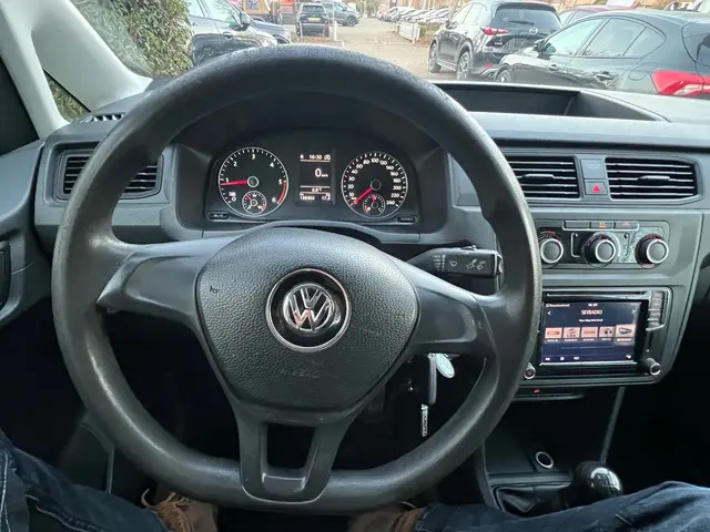 Volkswagen Caddy 2.0 TDI L1H1 BMT Trendline 2016 Diesel 16