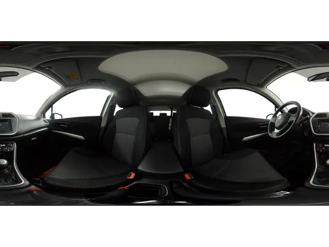 Suzuki S-Cross SX4 1.6 Business Edition Pro 2014 Benzine 50