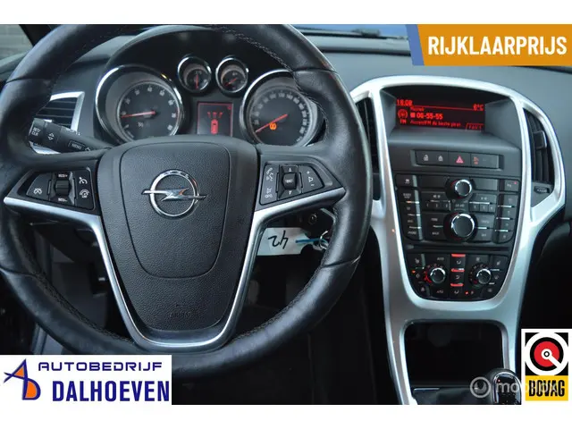 Opel Astra 1.4 Turbo Sport + 2015 Benzine 40