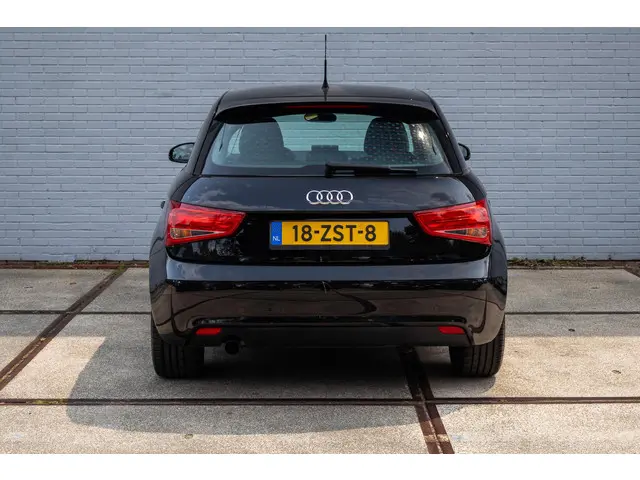 Audi A1 Sportback 1.2 TFSI Connect 2013 Benzine 24