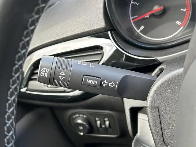 Opel Corsa 1.4 Black Edition 2018 Benzine 24