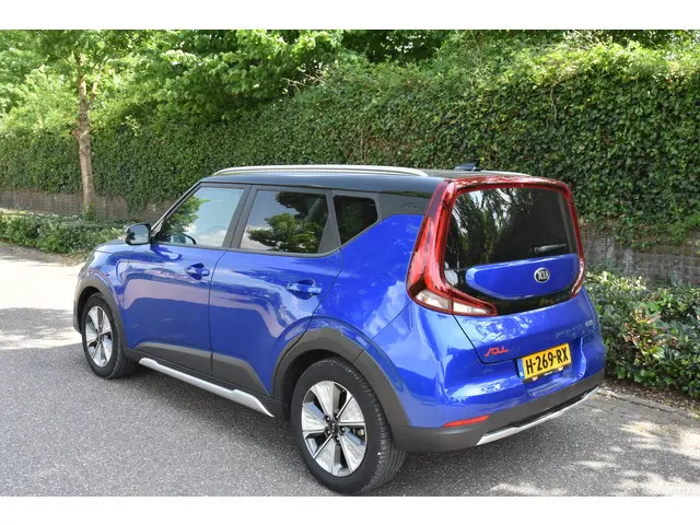 Kia e-Soul ExecutiveLine 64 kWh 2020 Elektrisch 4