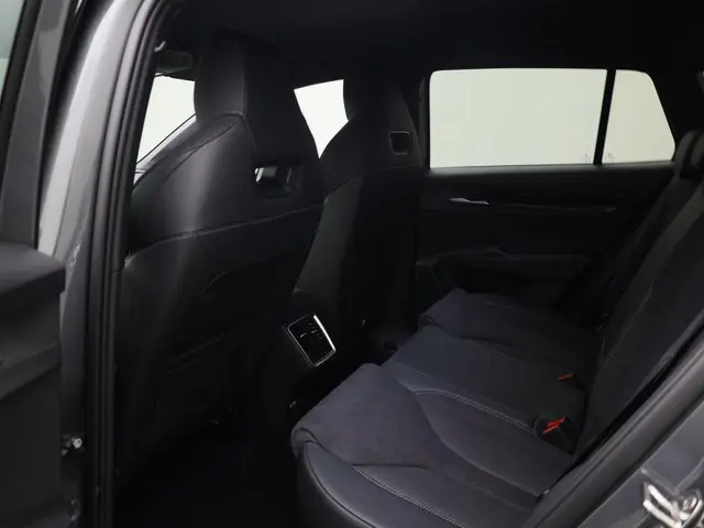 Škoda Elroq 60 Sportline 2026 Elektrisch 9