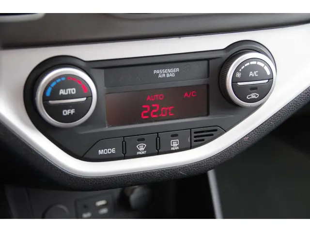 Kia Picanto 1.0 CVVT DynamicLine 2016 Benzine 8