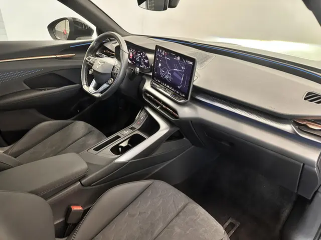 CUPRA Terramar 1.5 TSI e-Hybrid Business 2025 Benzine 14