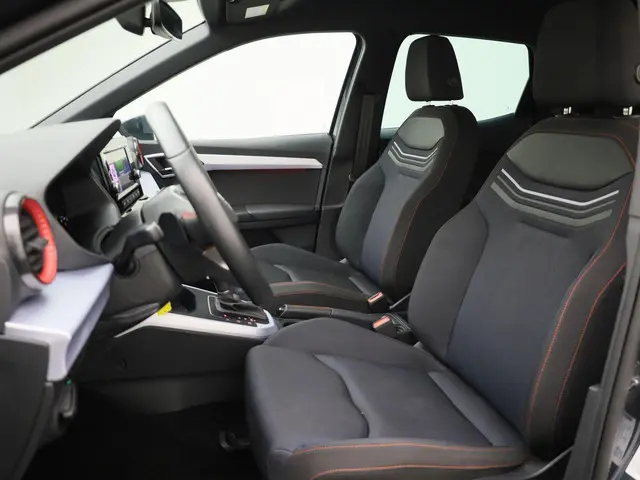 SEAT Arona 1.5TSI/150PK EVO FR DSG 2023 Benzine 15
