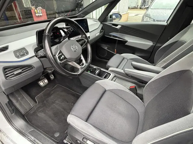 Volkswagen ID.3 First Max. 58 kWh 2020 Elektrisch 9