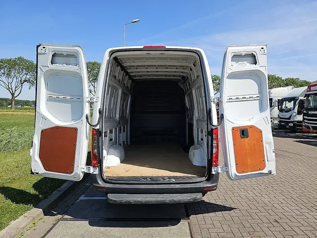 Mercedes-Benz Sprinter 314 2020 Diesel 12