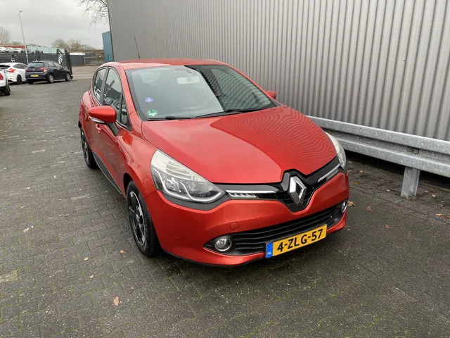 Renault Clio 1.2 Authentique 2014 Benzine 14