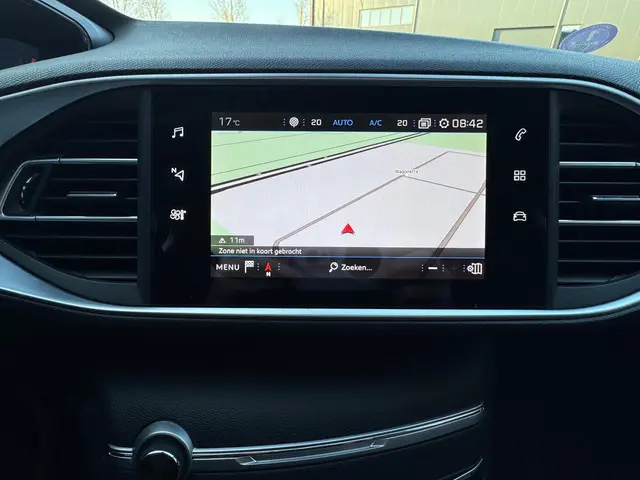 Peugeot 308 1.2 PureTech / 360 Camera / VC / Navi 2021 Benzine 15