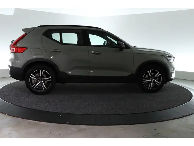 Volvo XC40 2.0 B4 Plus Dark 2024 Hybride Benzine 7
