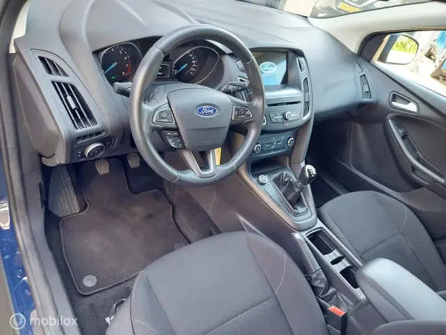 Ford Focus 1.0 Lease Edition|Navi|PDC|Cruise 2018 Benzine 5