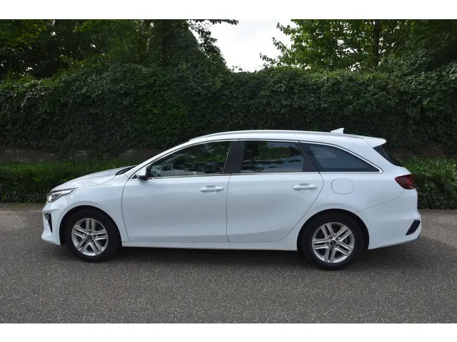 Kia Ceed Sportswagon 1.0 T-GDi DynamicLine 2021 Benzine 3
