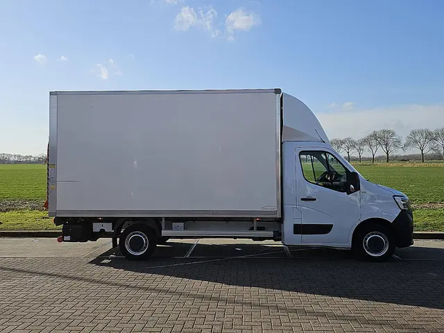 Renault Master 2.3 2023 Diesel 15