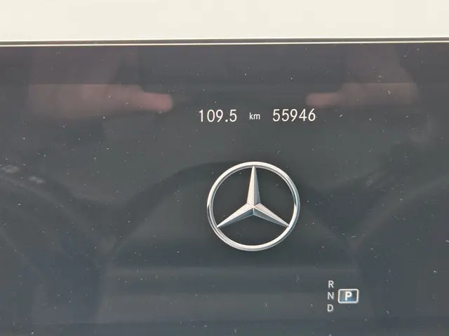 Mercedes-Benz GLB 180 Business Line 2023 Benzine 11