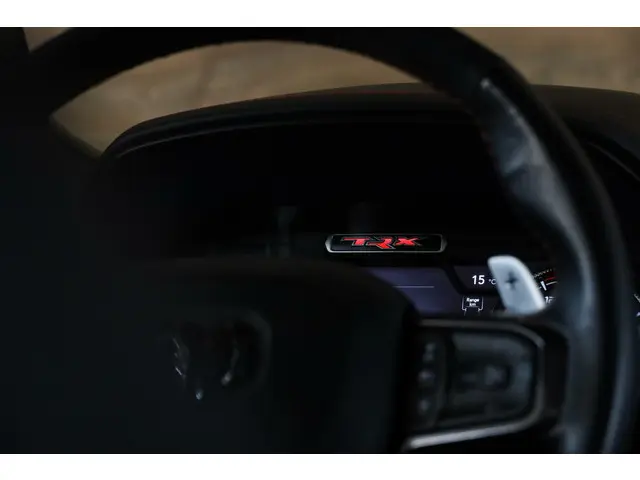 Dodge Ram 1500 4X4 6.2 V8 4x4 Crew Cab TRX 2022 Benzine 37