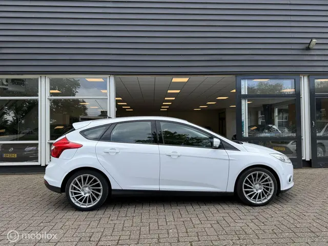 Ford Focus 1.6 TDCI Titanium 2012 Diesel