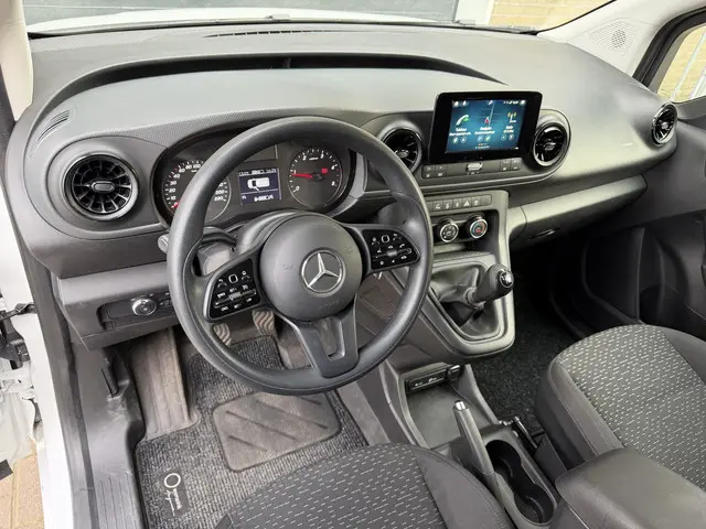 Mercedes-Benz Citan 108 CDI L1 Pro 2022 Diesel 2
