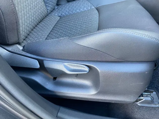 Toyota C-HR 2.0 Hybrid Dynamic 2024 Hybride Benzine 14