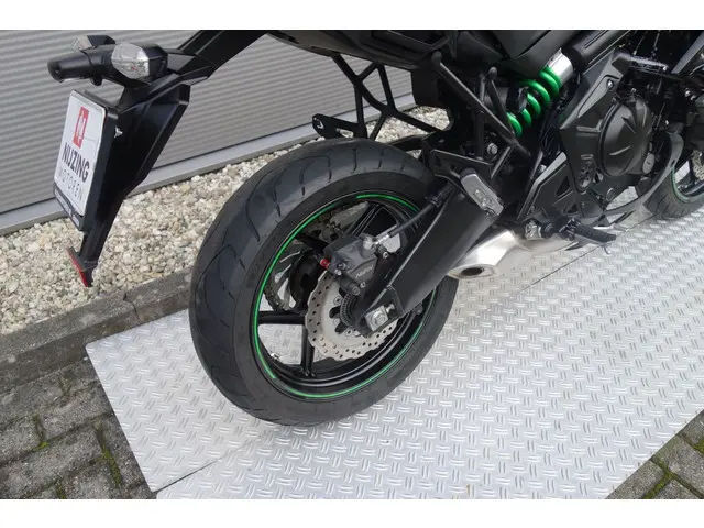 Kawasaki Versys 650 ABS 2017 Benzine 11