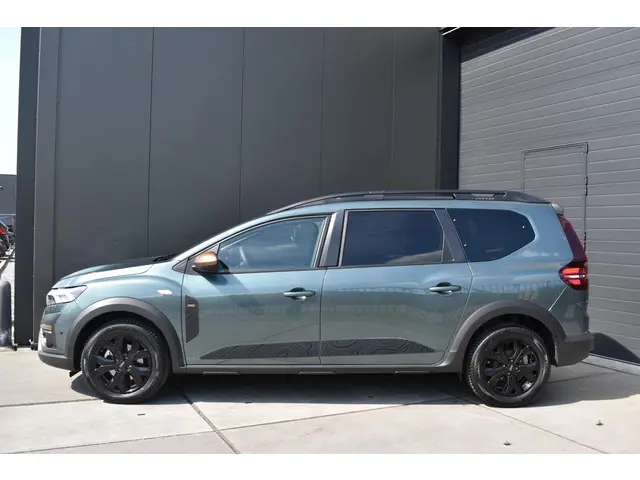 Dacia Jogger TCe 110 Extreme 2024 Benzine 5