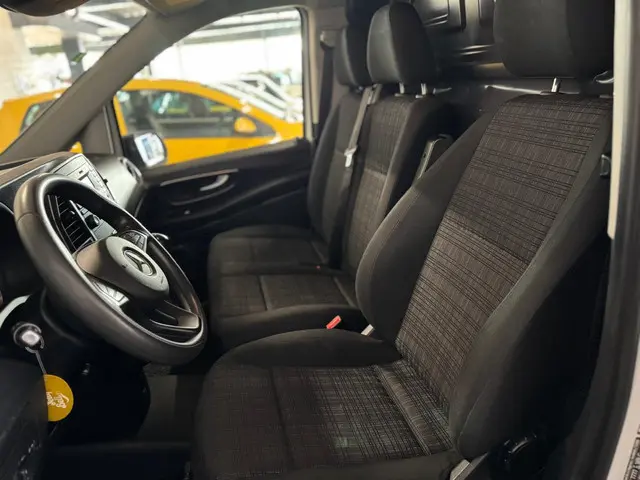 Mercedes-Benz Vito 110 CDI Lang / 3pers 2020 Diesel 8