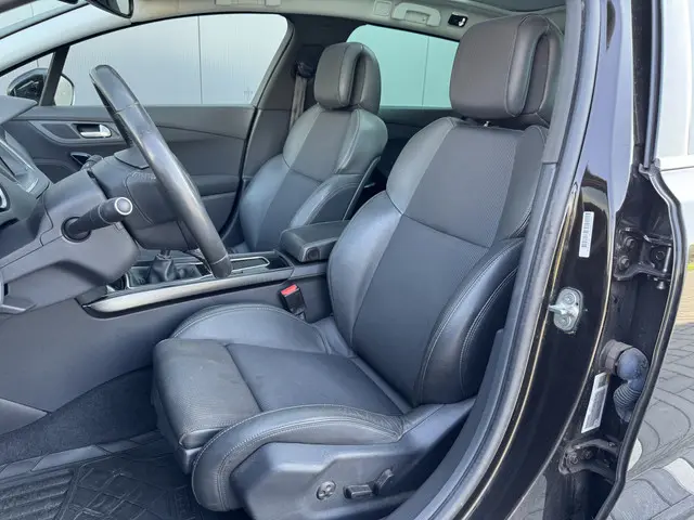 Peugeot 508 SW 1.6 e-THP GT-line 2015 Benzine 4
