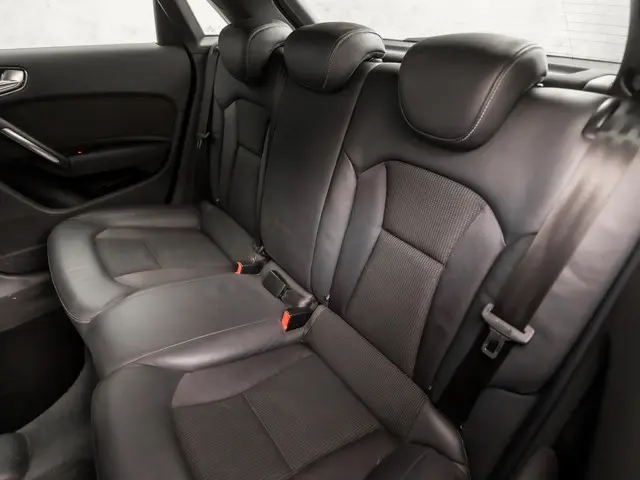 Audi A1 Sportback 1.4 TFSI S-Line Sport 2013 Benzine 16