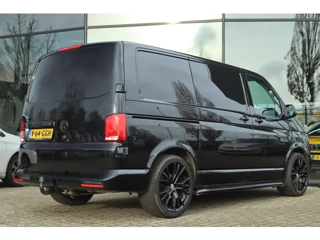 Volkswagen Transporter 2