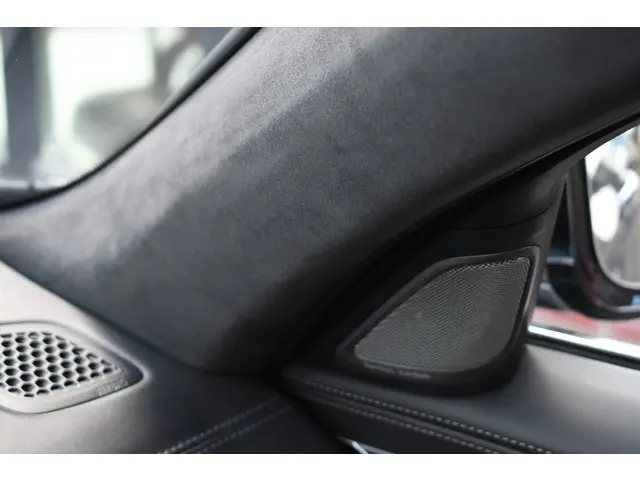 BMW 7 Serie M760Li xDrive 2019 Benzine 12