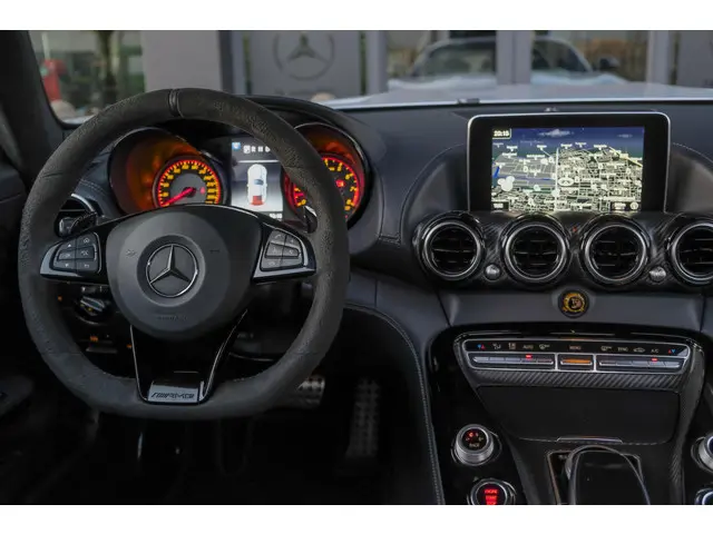 Mercedes-Benz AMG GT R 4.0 V8 585pk GTR 2018 Benzine 9